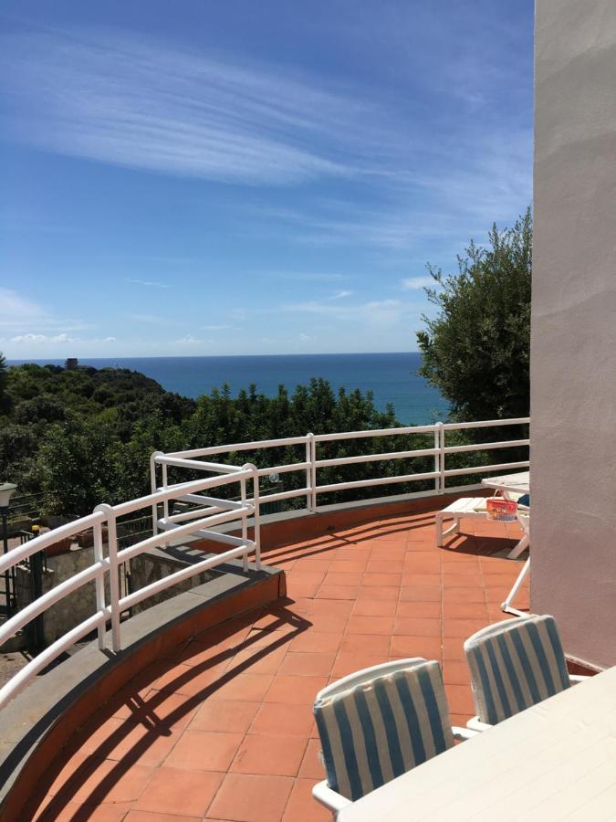 La Petite Apartment Gaeta Bagian luar foto